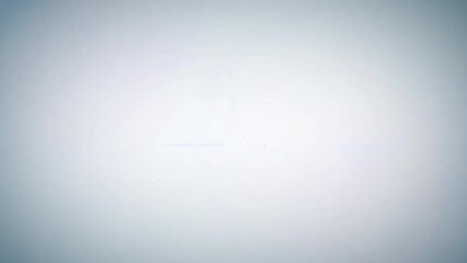 Сучка ебется с парнем в душевой